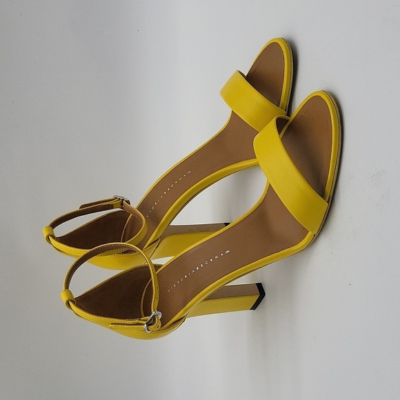 793- Victoria Beckham Yellow Ankle Strap Sandals – Size 38 EU / 7.5 US - Picture 3 of 10